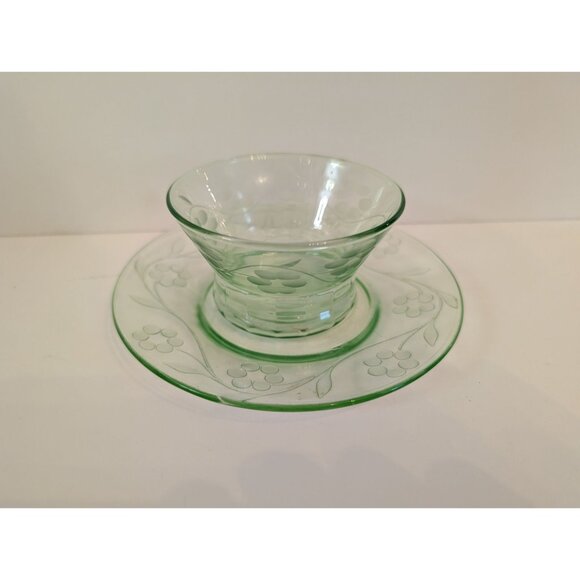 Vintage Green Uranium Glass Bowl & Saucer With Floral Etching - Picture 3 of 9